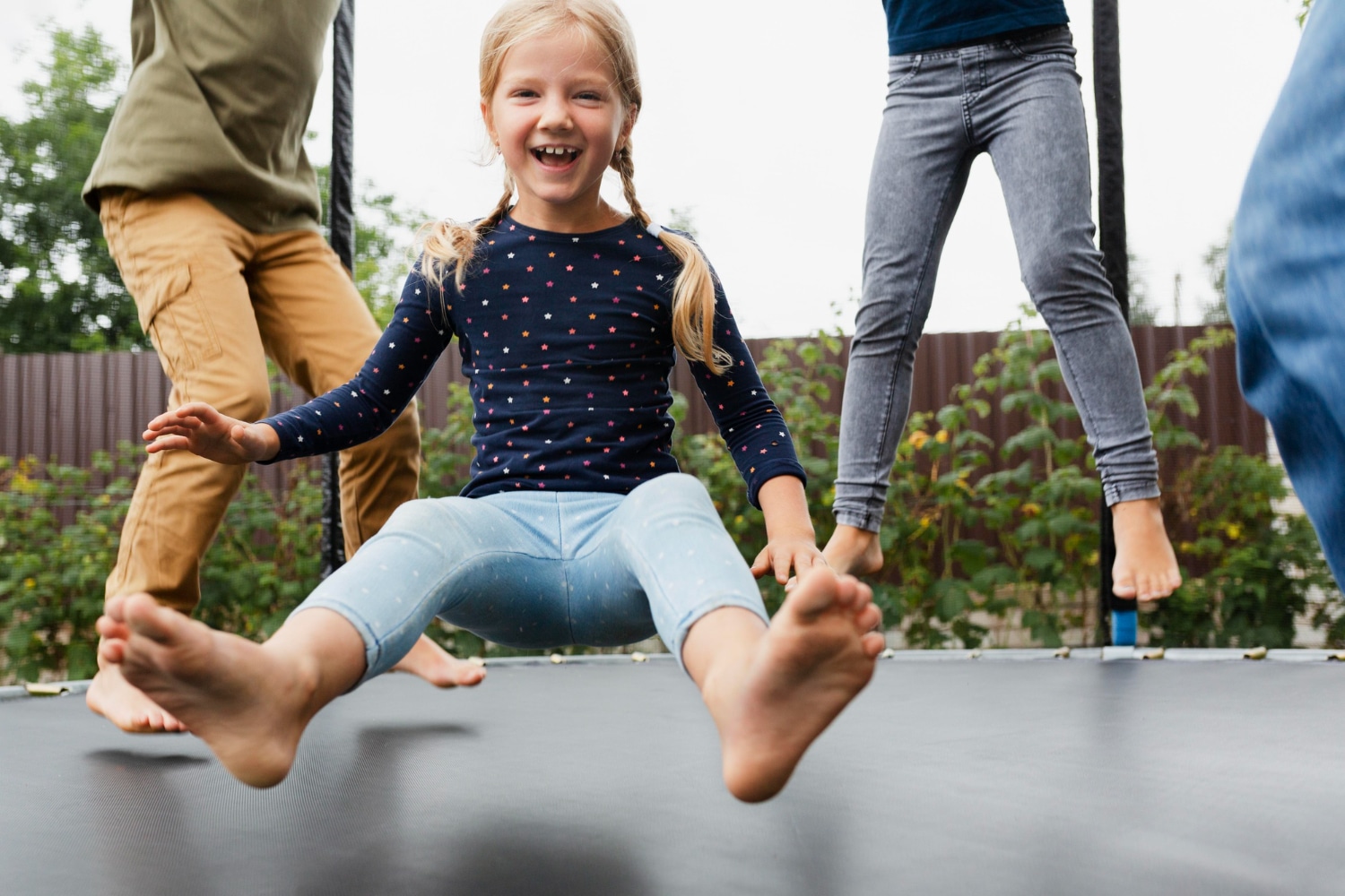 Trampolin til børnene? Se de bedste trampoliner her