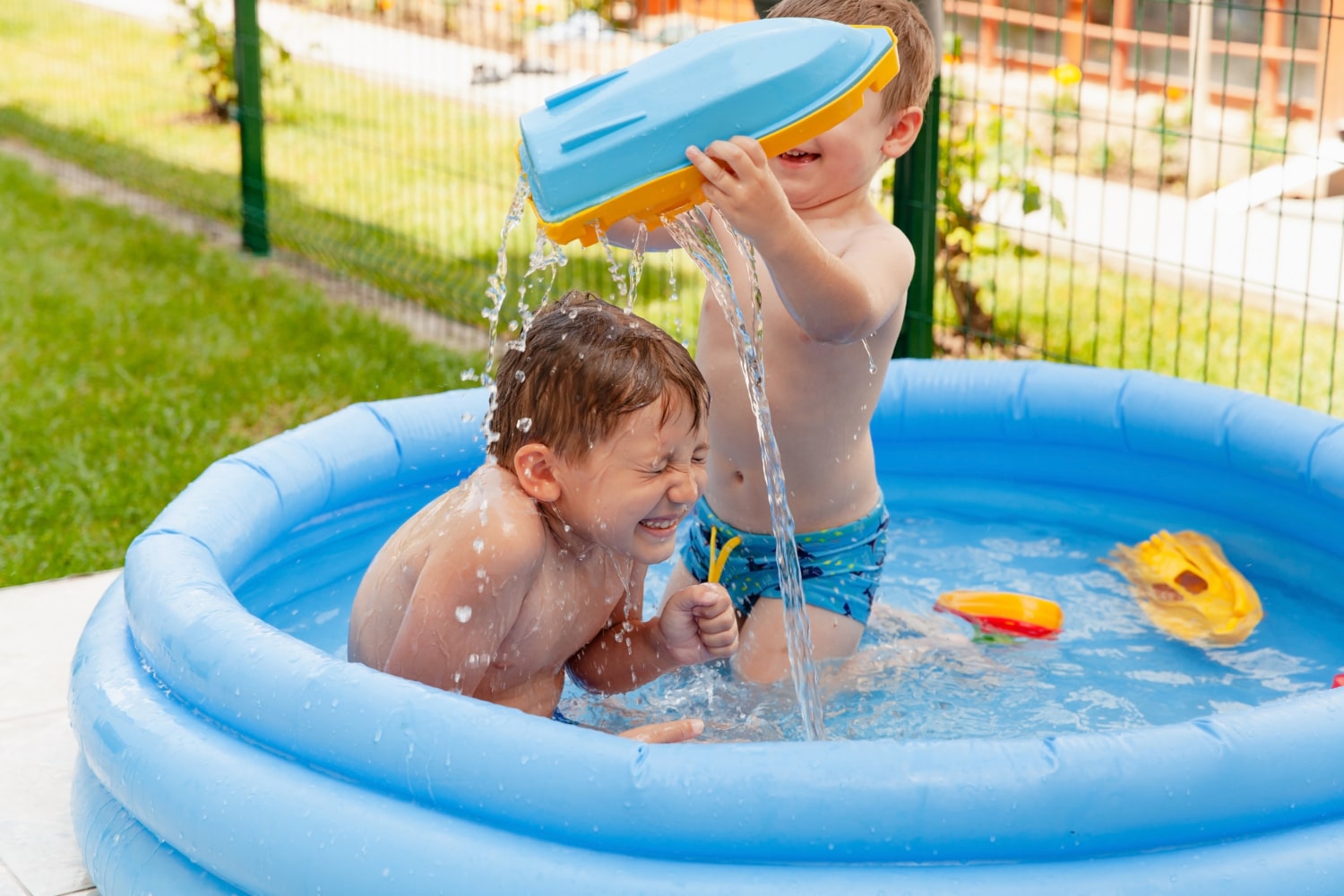 Badebassin til ungerne: Find det bedste badebassin her!